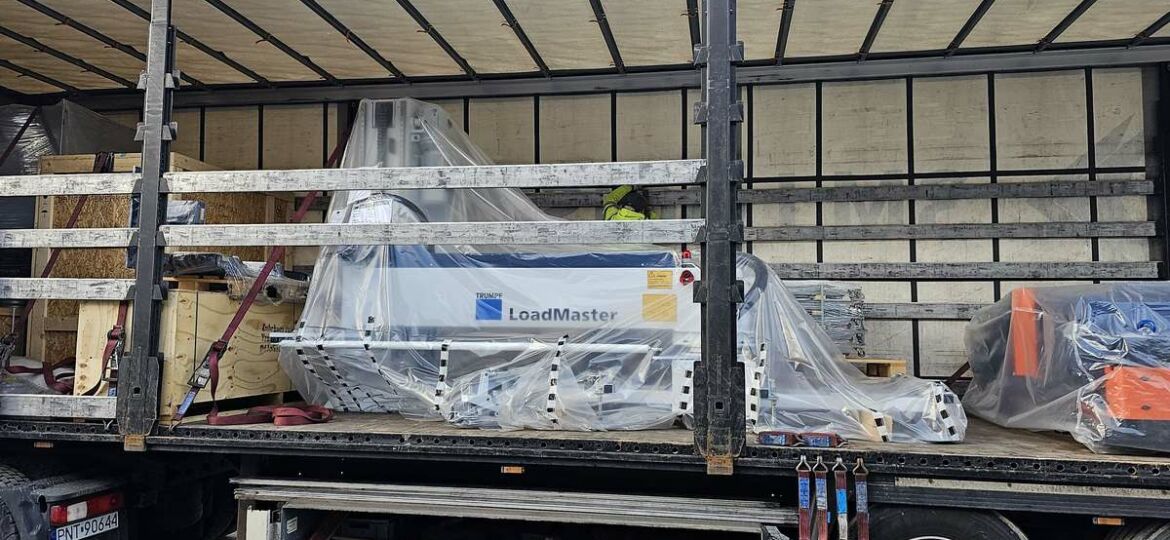 dostawa-wycinarki-laserowej-trulaser-specialtech7